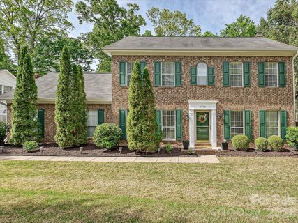 2924 Firewood Drive sold home in Southwoods Village, Matthews, NC