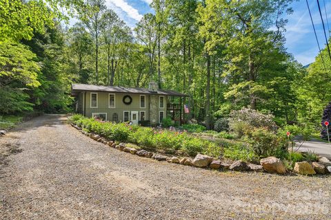 134 The Trail pending home in Maggie Valley Country Club Est, Maggie Valley, NC