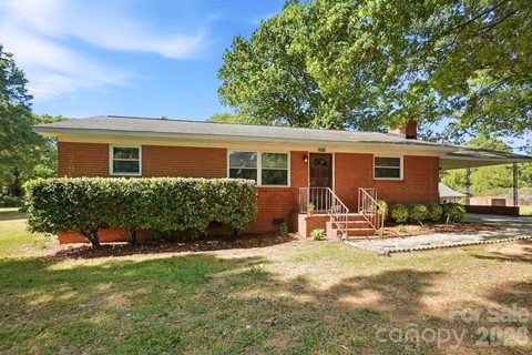 2531 Arnold Drive sold home in Briarwood Acres, Monroe, NC