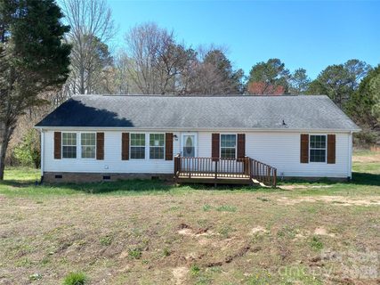 130 Gray Fox Drive pending home in Harris Creek, Lawndale, NC