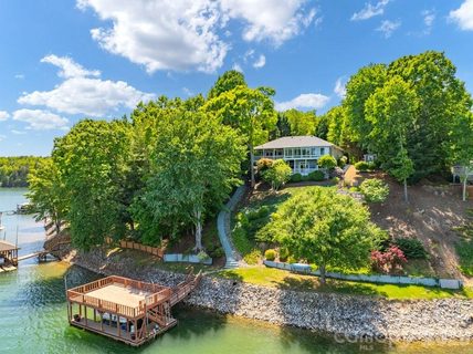 797 Lake Club Drive sold home in Lakeview Pointe, Nebo, NC