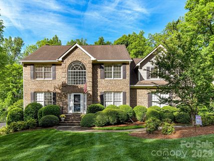 1931 Kilmonack Lane pending home in Huntington, Charlotte, NC