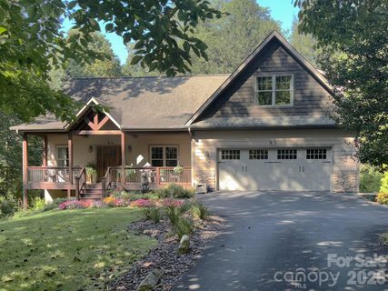 95 Creeks Edge Drive pending home in Shuford Point, Hendersonville, NC
