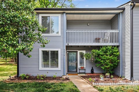 6614 Point Comfort Lane active condo in Carmel Chace, Charlotte, NC