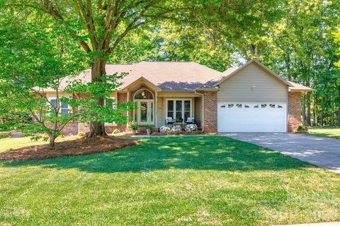 228 Timberlane Drive sold home in Timberlake, Belmont, NC