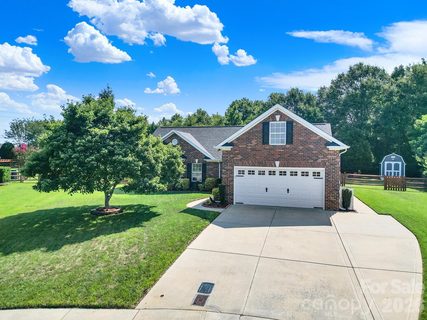 Homes in Yates Meadow, Concord