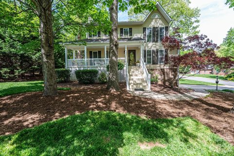 600 17th Avenue Drive sold home in Providence Forest, Hickory, NC