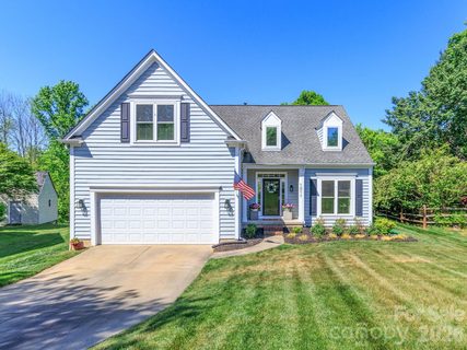 1011 Clearbrook Road sold home in Matthews Estates, Matthews, NC