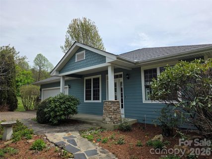 35 Stonecrest Court active home in Kenmure, Flat Rock, NC