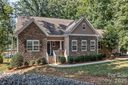 348 Catalina Drive sold home in Mooresville, SC
