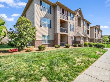91 Brickton Village Circle sold condo in Brickton Village, Fletcher, NC