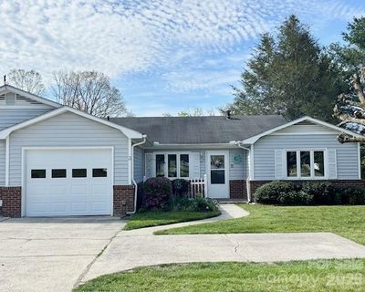 3 Wintry Drive active home in Blue Ridge Villas, Hendersonville, NC