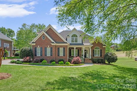 531 Oak Valley Boulevard sold home in Oak Valley, Advance, NC