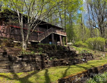 Homes in Walnut Creek, Waynesville