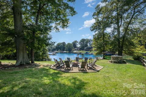 Homes in Idlewood Harbor, Mooresville