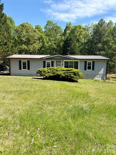 5022 Wrenn Drive pending home in Wrenns Estate, Denver, NC