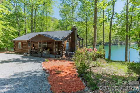 116 Teal Lane pending home in Riverbend At Lake Lure, Lake Lure, NC