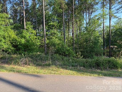 3249 Sherman Drive active lot in Riverchase Estates, Lancaster, SC