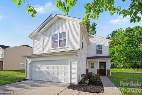 2021 Sonoma Valley Drive pending home in Sonoma Village, Charlotte, NC