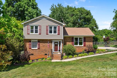 3306 Tamworth Lane active home in Suburban Heights, Gastonia, NC