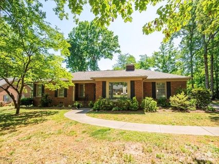 2009 Saratoga Drive sold home in Monticello Woods, Gastonia, NC