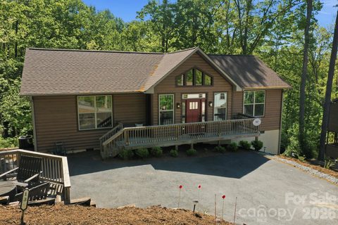131 Pier Point Drive pending home in Pierpoint, Lake Lure, NC