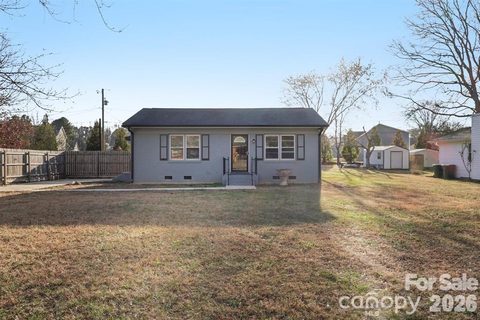 3207 Valleydale Road active home in Valley Dale, Monroe, NC