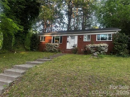3942 Glenville Avenue sold home in Shamrock Hills, Charlotte, NC