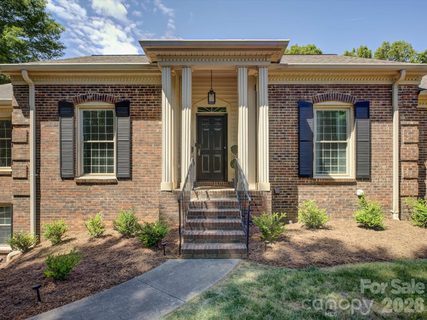424 Walnut Point Drive sold home in Sardis Plantation, Matthews, NC
