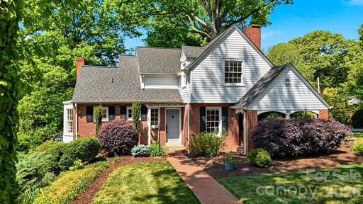 Homes in Hillcrest, Hickory