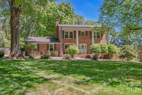Homes in Quail Hollow Park, Concord