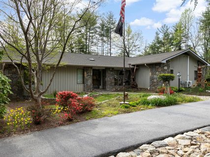 37 Hamilton Drive sold home in Westbridge, Hendersonville, NC