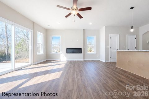 5925 Wallace Avenue sold home in Abershire, Charlotte, NC