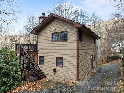 Homes in Cranberry Falls, Maggie Valley