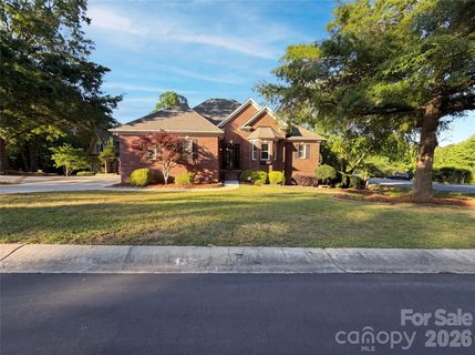A home in Ashford On The Water