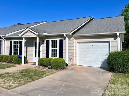 2956 Trimble Circle sold townhome in Sapphire Hills, Concord, NC