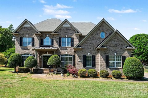 Homes in Ellington Farm, Mint Hill