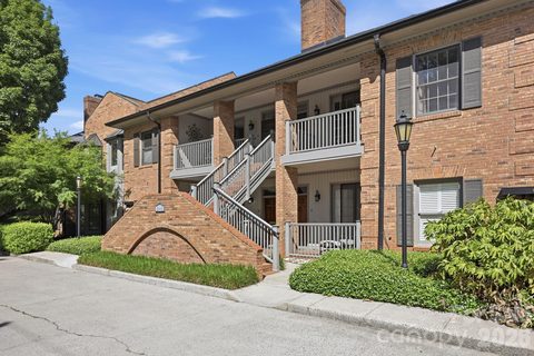 2440 Selwyn Avenue