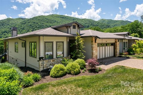 110 Plateau Drive sold home in Masters Landing, Maggie Valley, NC