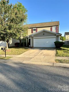 4722 Mortonhall Road active home in Buckleigh, Charlotte, NC