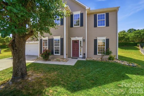2002 Moonstone Lane