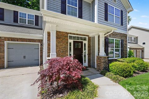 3042 Collin House Drive active home in Lakebridge, Fort Mill, SC