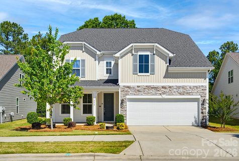 4415 Hunton Dale Road sold home in Hunton Forest, Concord, NC