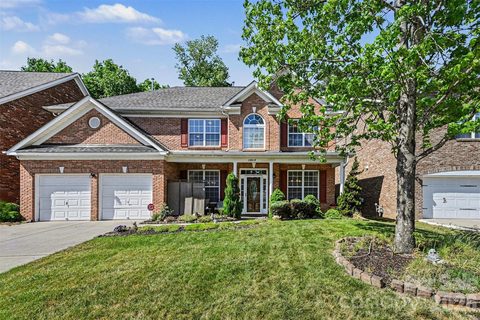 10812 Clark Street pending home in Shiloh Village, Davidson, NC