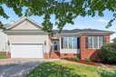 208 Riverfront Parkway sold home in Mount Holly, SC