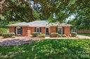 5017 Sharon View Road sold home in Charlotte, SC