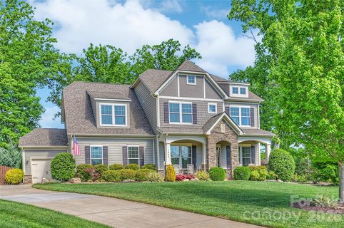 1009 Marlebone Court