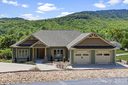 141 N Crab Meadow Drive sold home in Hendersonville, SC