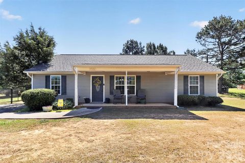 5306 Willow Run Drive sold home in Hampton Meadows, Monroe, NC
