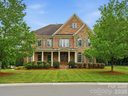 1003 Desborough Drive sold home in Matthews, SC